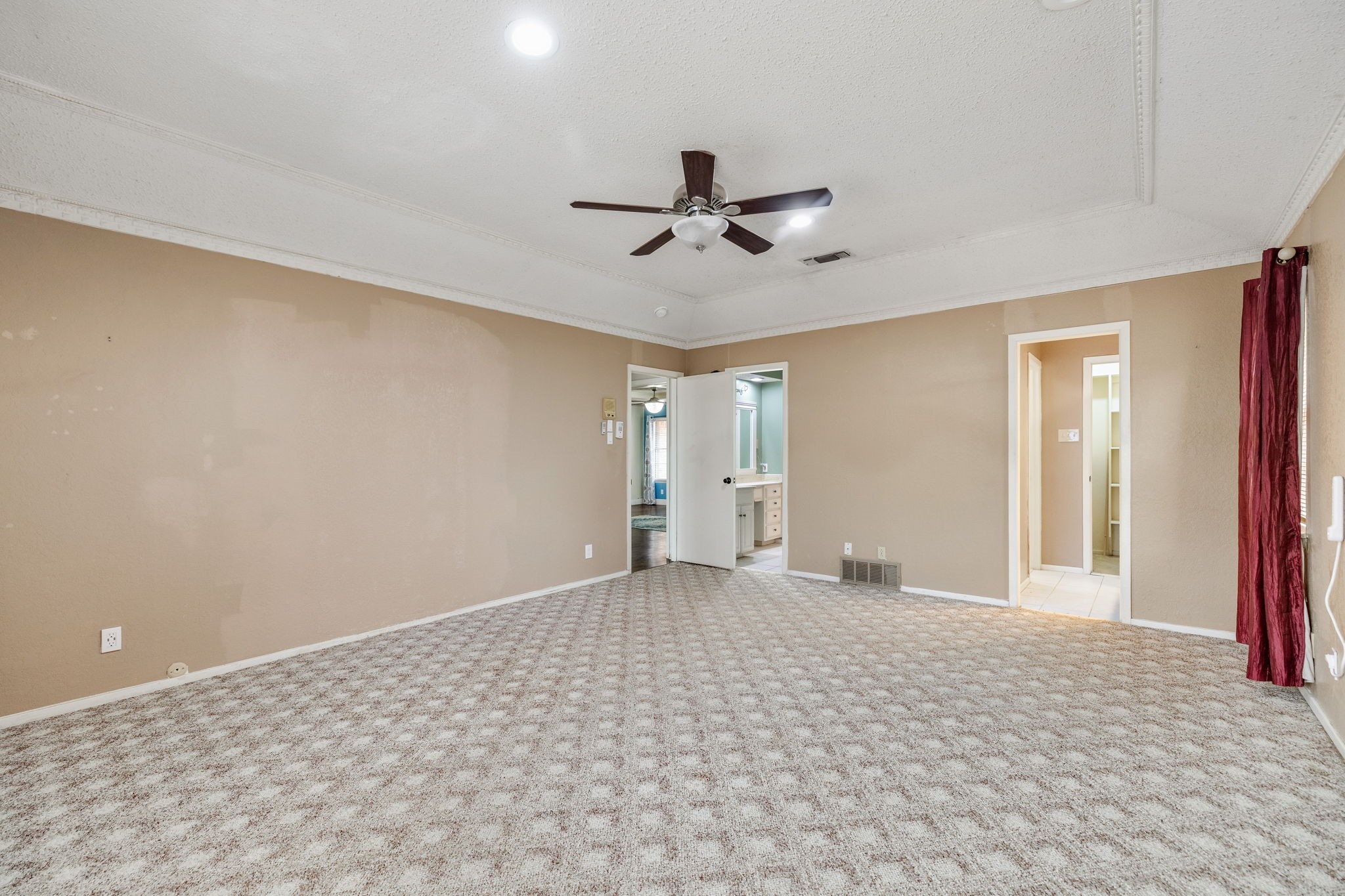 1904 Bay Oaks Court Fort Worth TX 76112