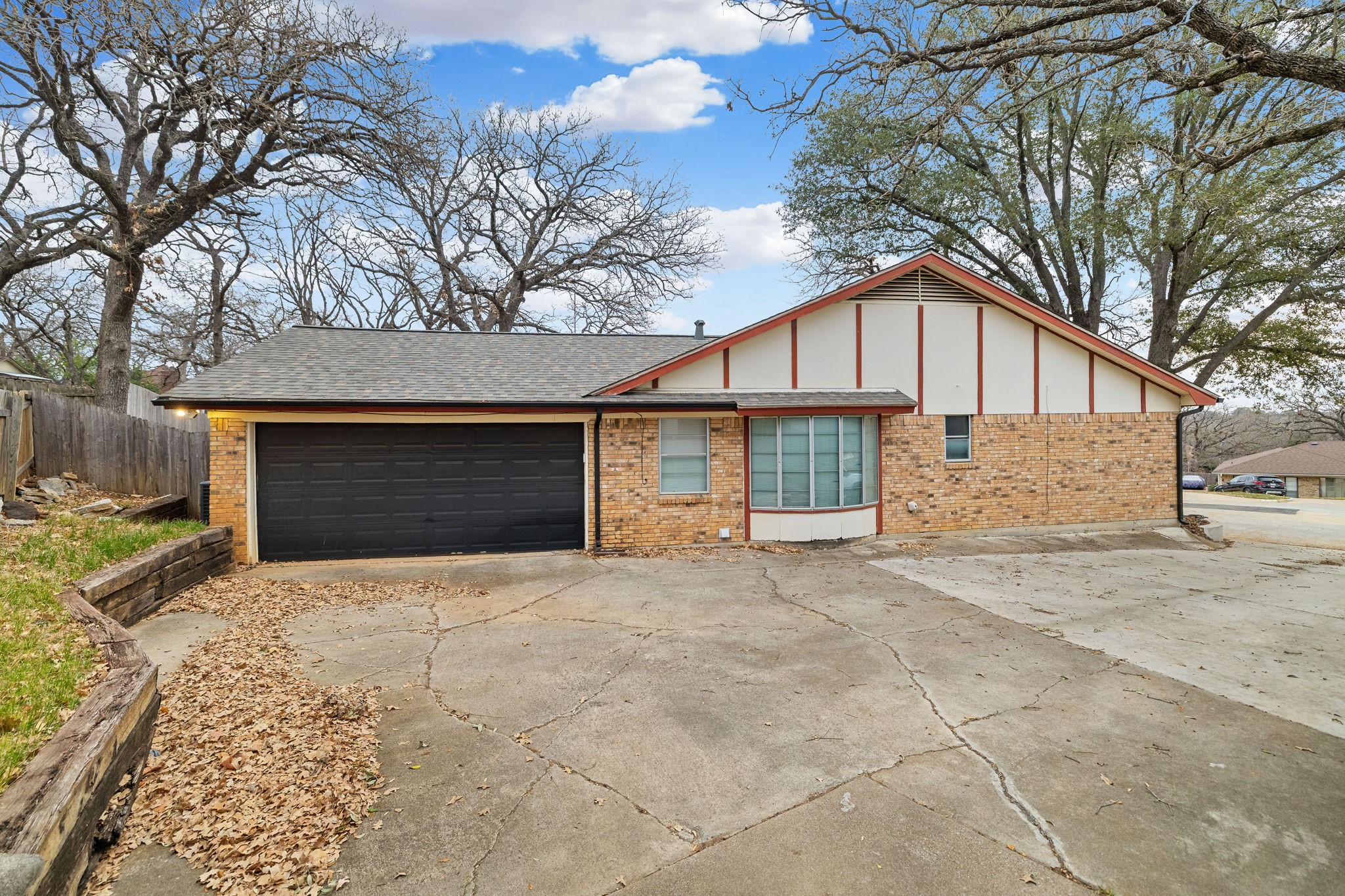 1904 Bay Oaks Court Fort Worth TX 76112