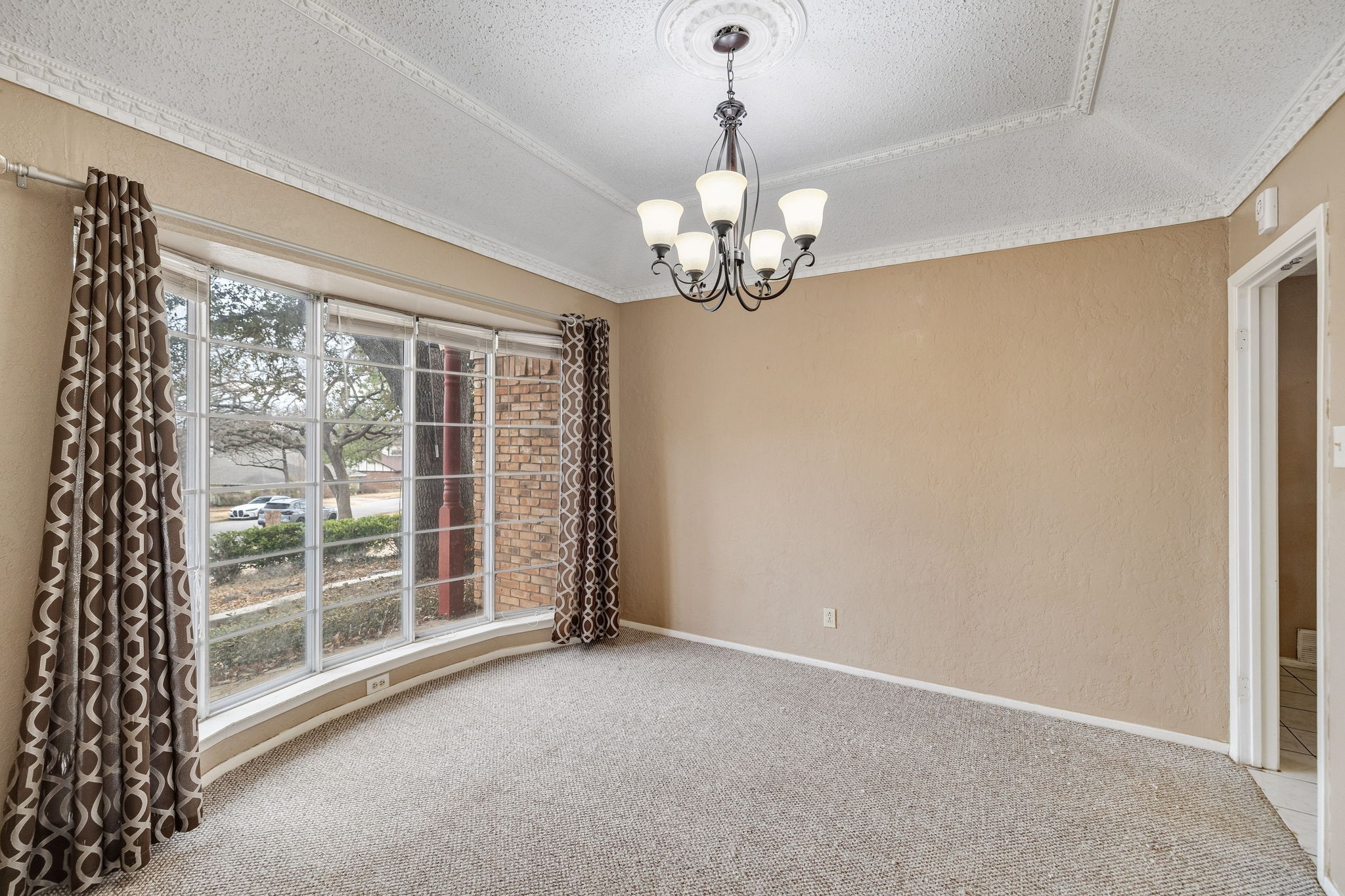 1904 Bay Oaks Court Fort Worth TX 76112
