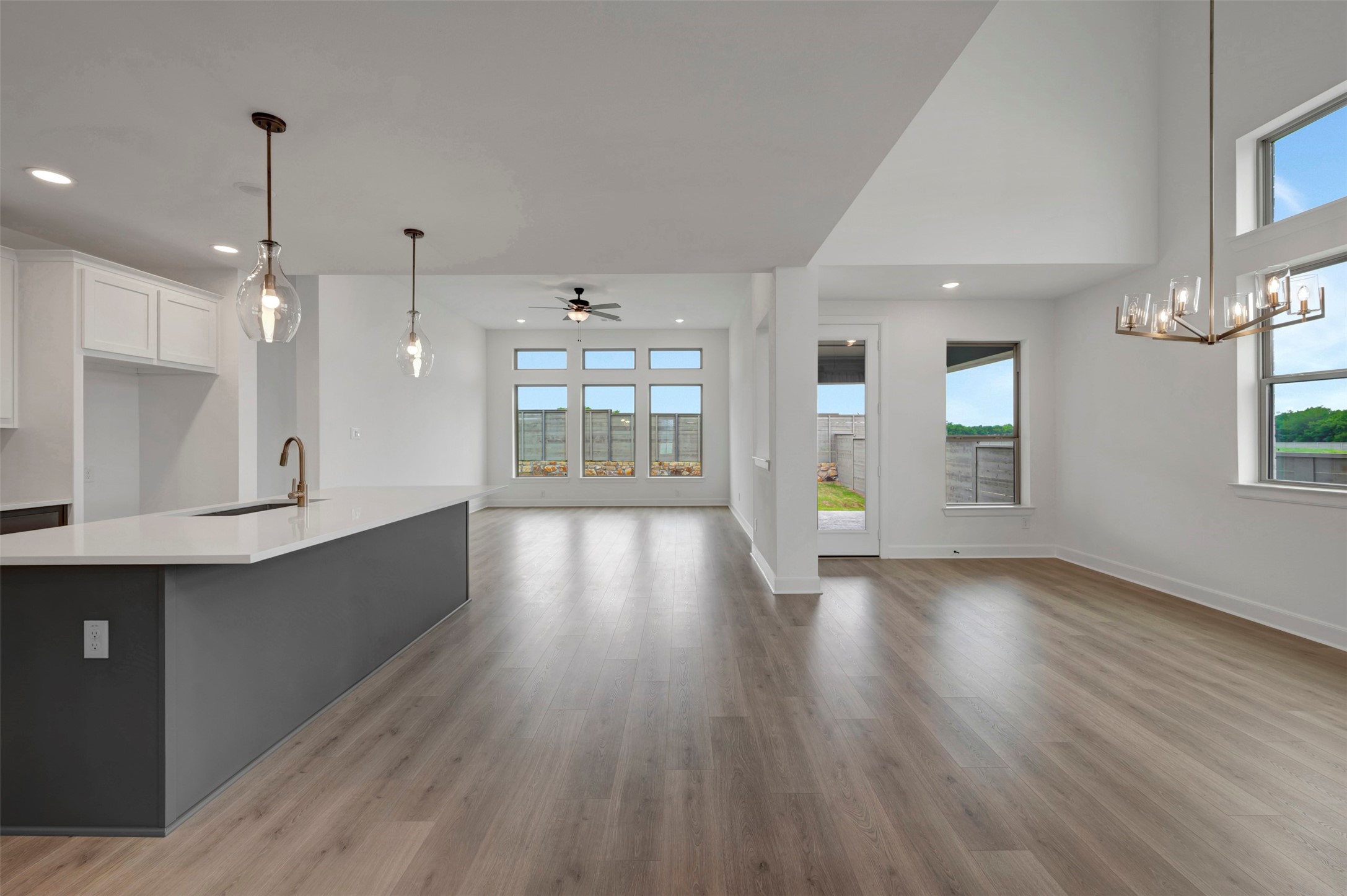12309 Crape Myrtle Court Justin TX 76247