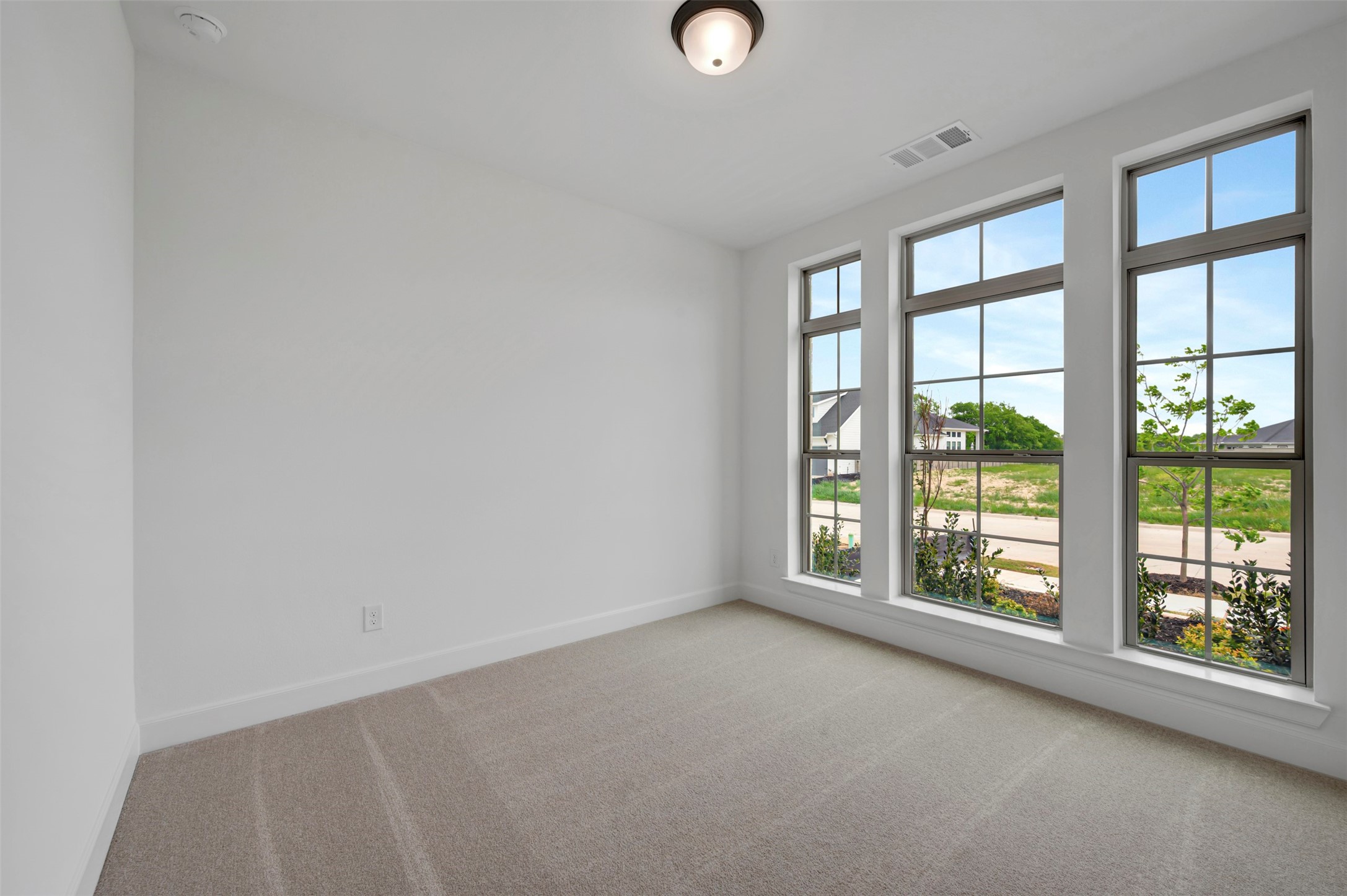 12309 Crape Myrtle Court Justin TX 76247