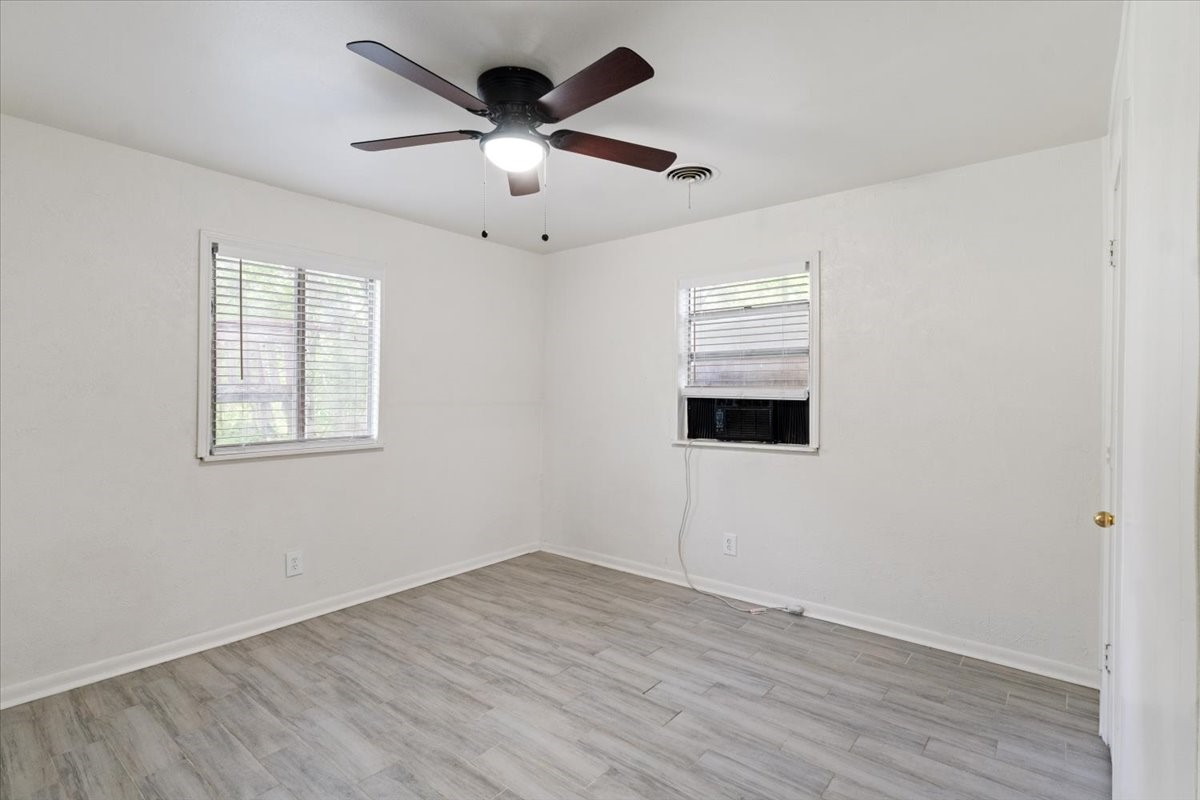 716 N Cummings Drive Alvarado TX 76009