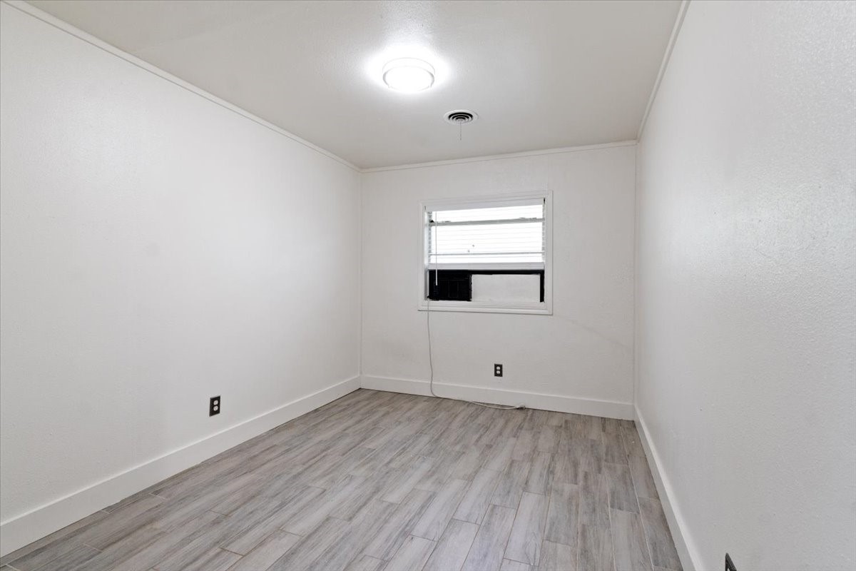 716 N Cummings Drive Alvarado TX 76009