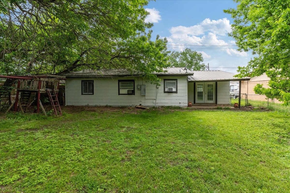 716 N Cummings Drive Alvarado TX 76009