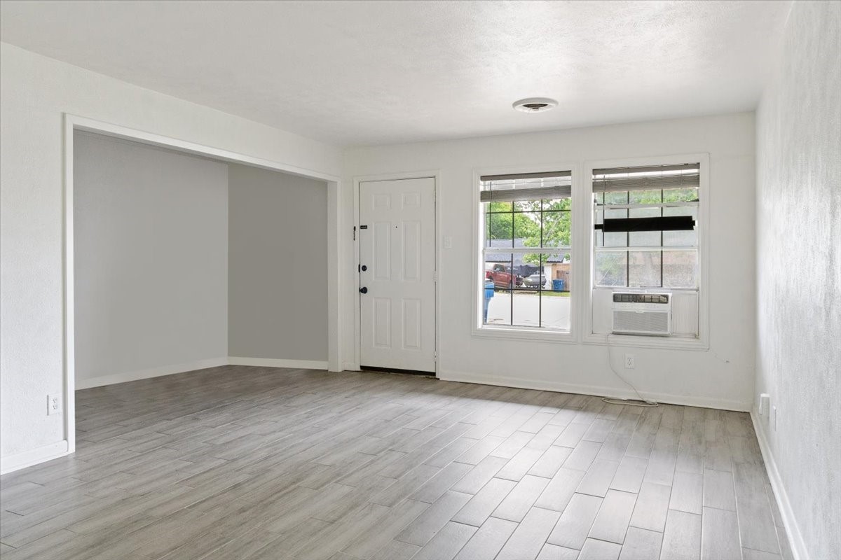 716 N Cummings Drive Alvarado TX 76009