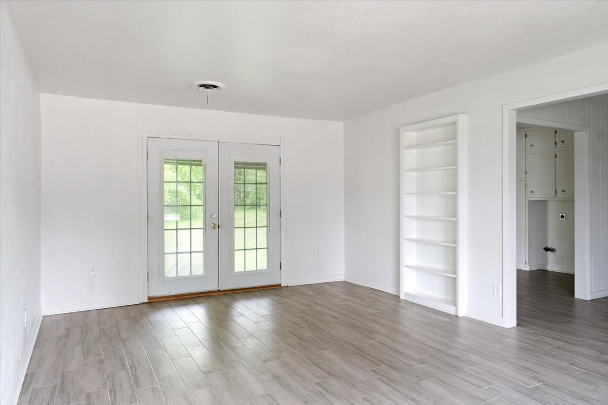 716 N Cummings Drive Alvarado TX 76009