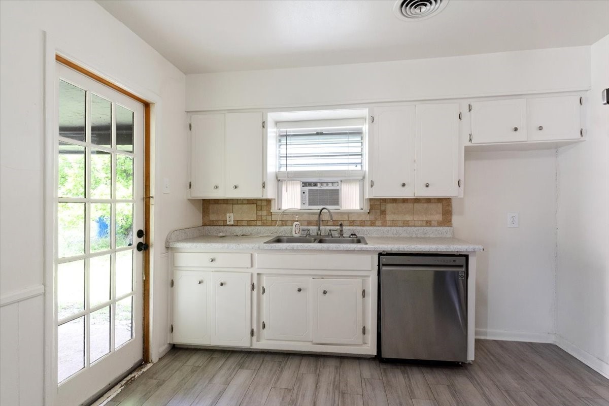 716 N Cummings Drive Alvarado TX 76009