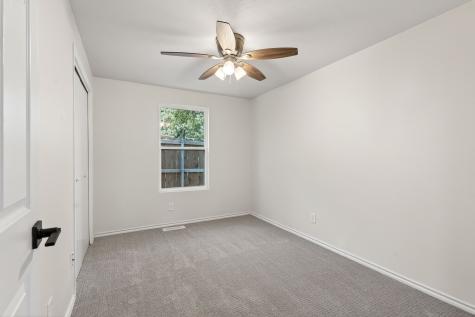 2711 N Locust Street Denton TX 76209