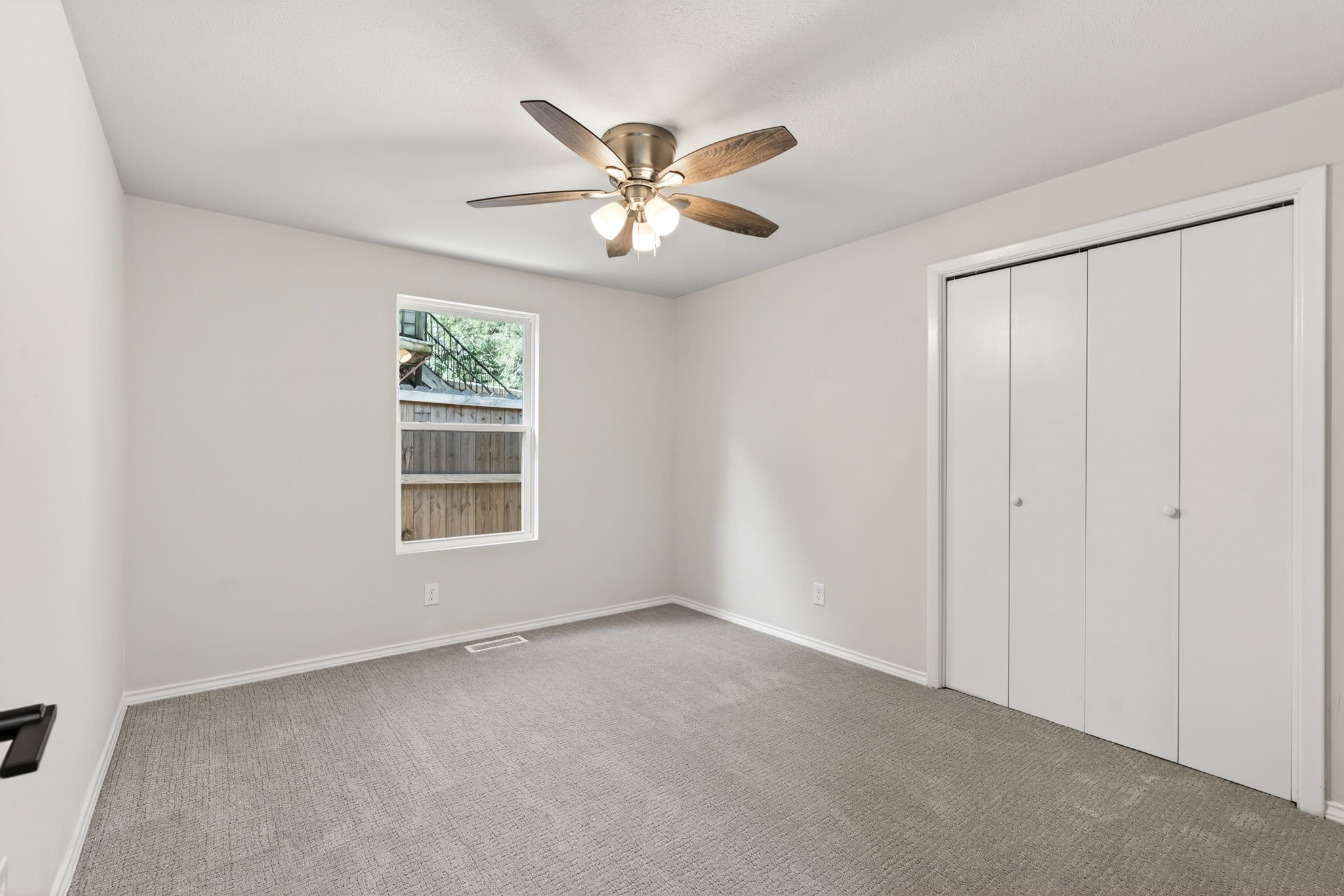 2711 N Locust Street Denton TX 76209