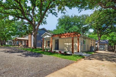 2711 N Locust Street Denton TX 76209