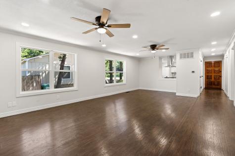 2711 N Locust Street Denton TX 76209