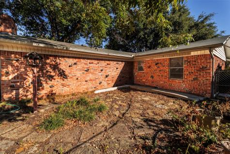 4557 Dee Lane Haltom City TX 76117