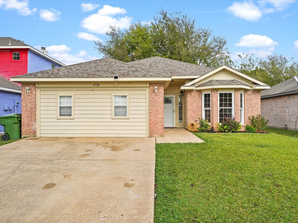 4702 Grovetree Lane Garland TX 75043