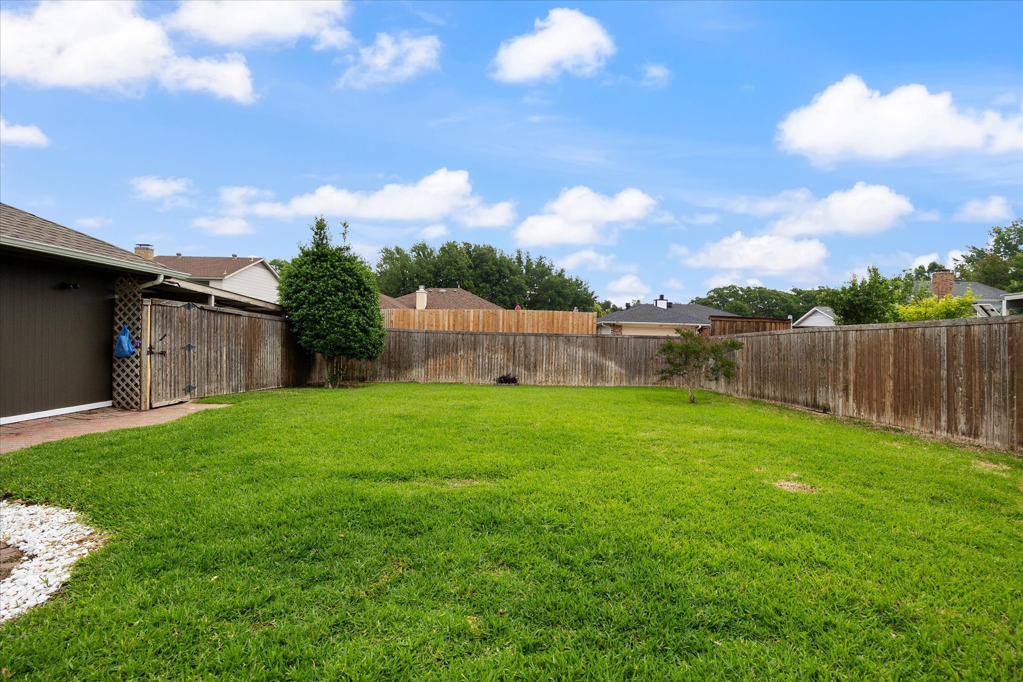 1910 Vista Oaks Drive Carrollton TX 75007
