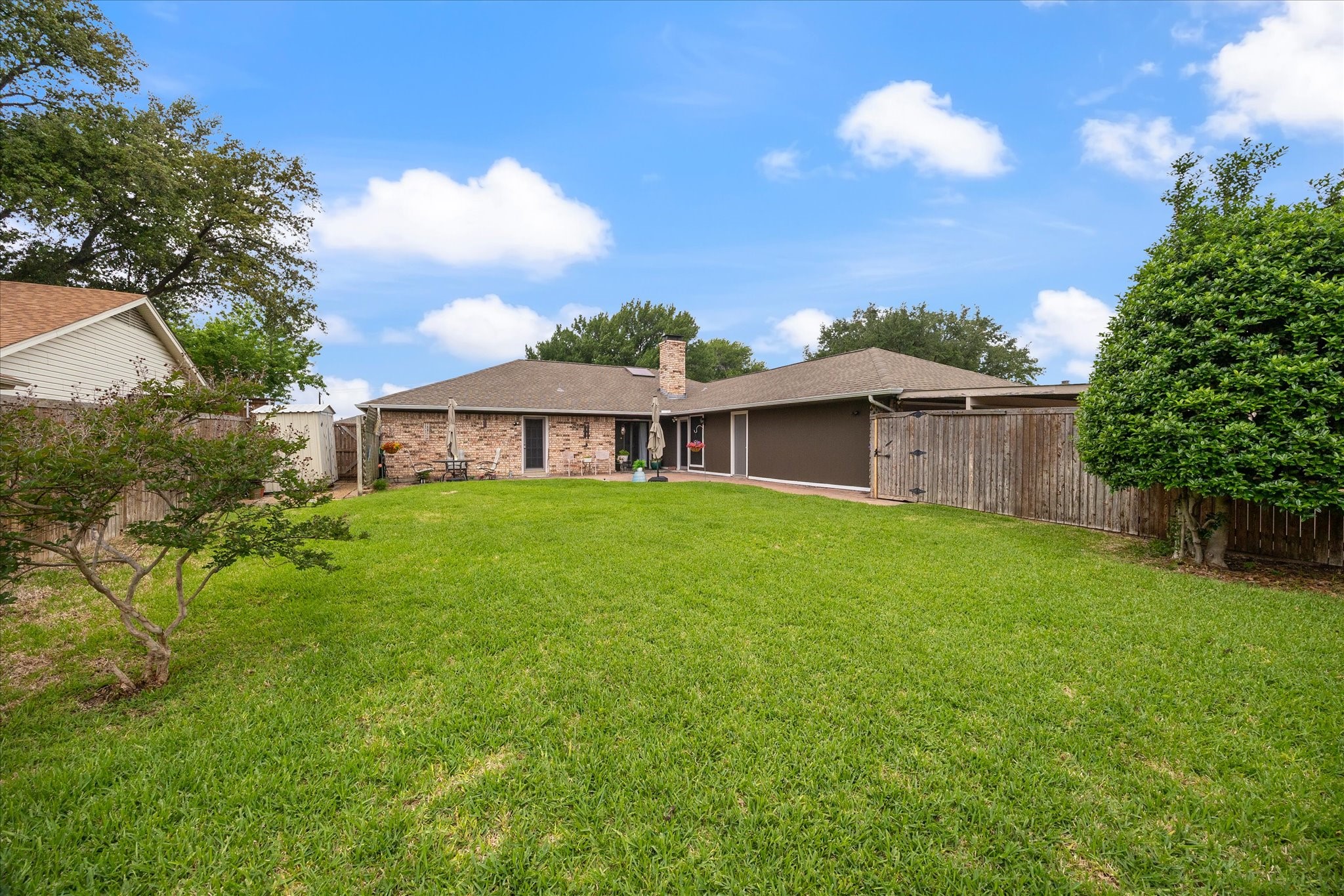 1910 Vista Oaks Drive Carrollton TX 75007