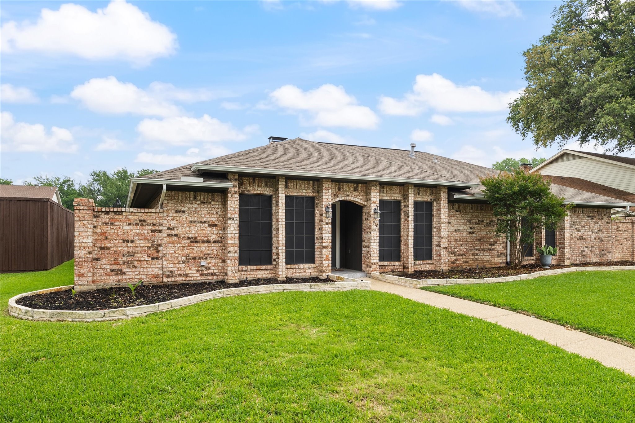 1910 Vista Oaks Drive Carrollton TX 75007