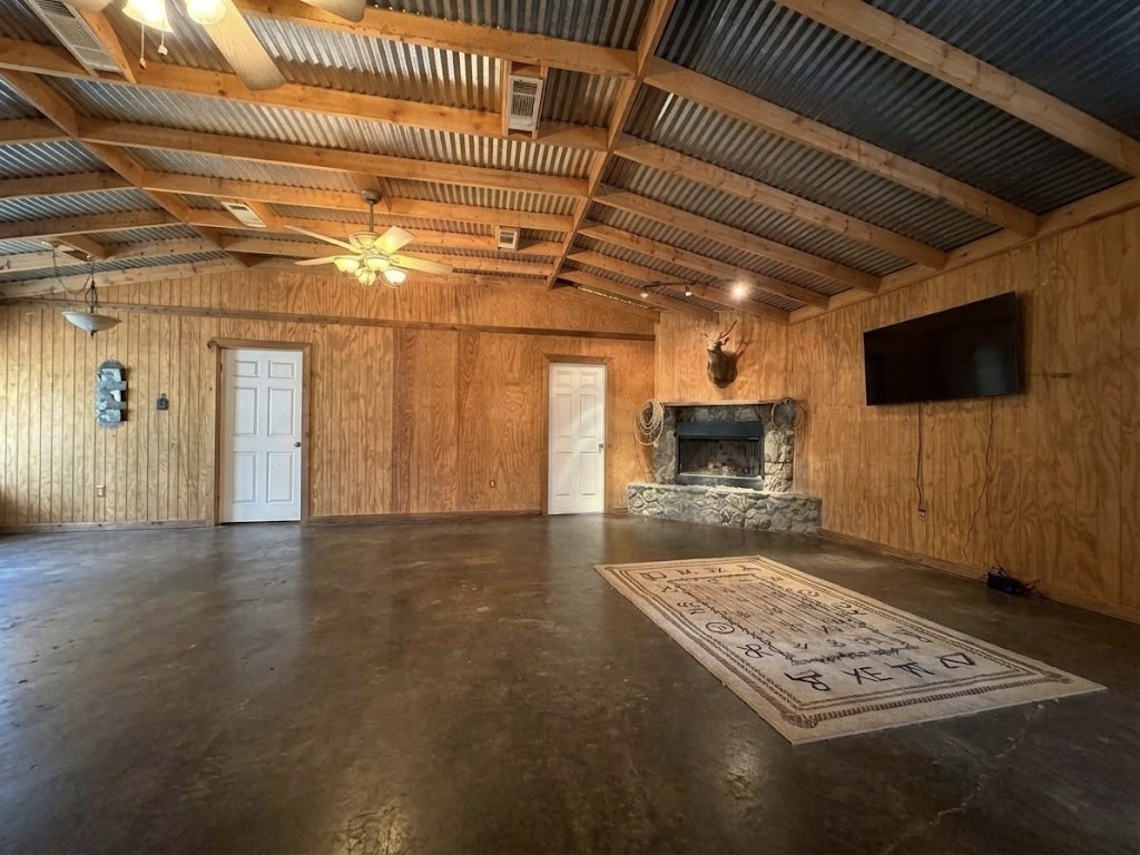 14643 County Road 4060 Scurry TX 75158