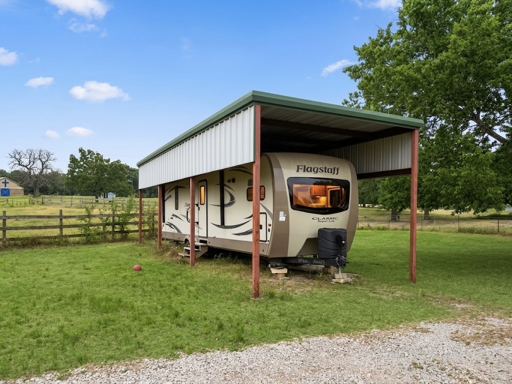 14643 County Road 4060 Scurry TX 75158
