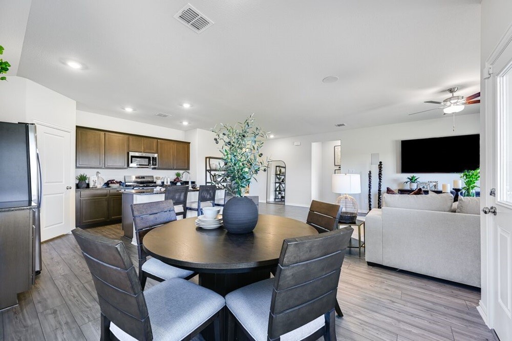 2333 Buffalo Bayou Way Crandall TX 75114