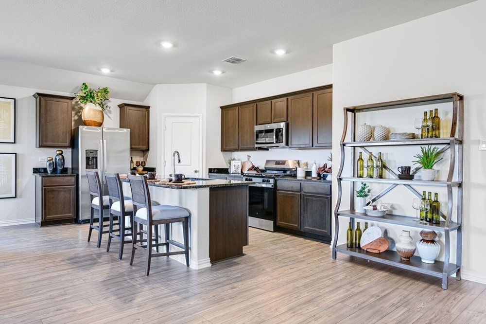 2333 Buffalo Bayou Way Crandall TX 75114