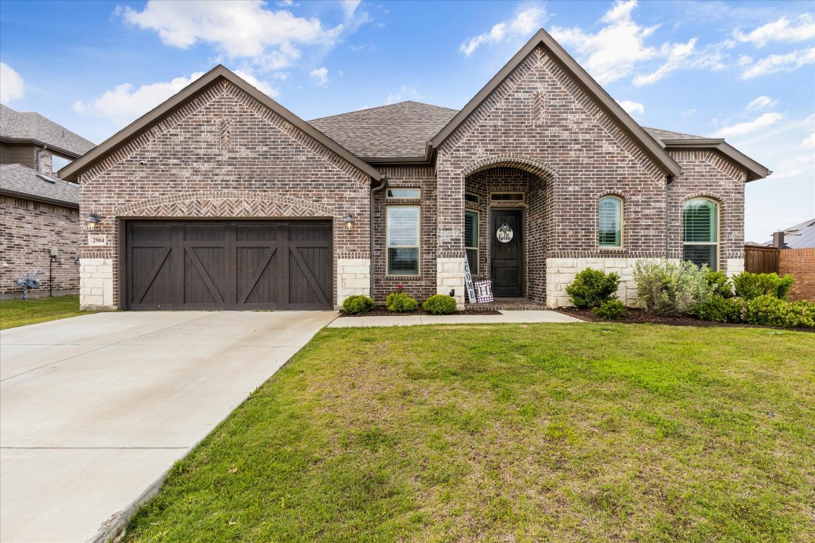 2904 Paige Place Grand Prairie TX 75054