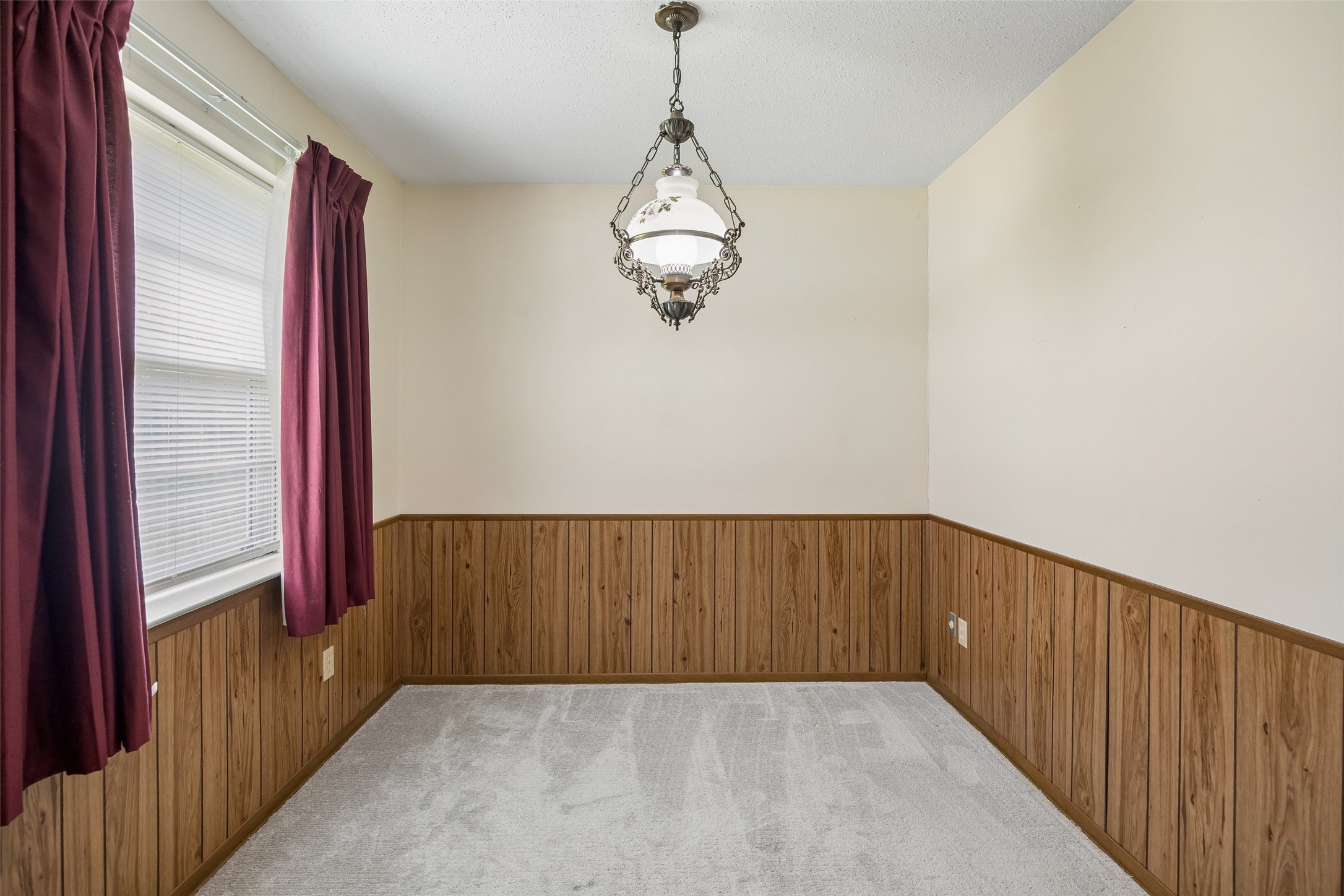 4504 Coffee Road Haltom City TX 76117