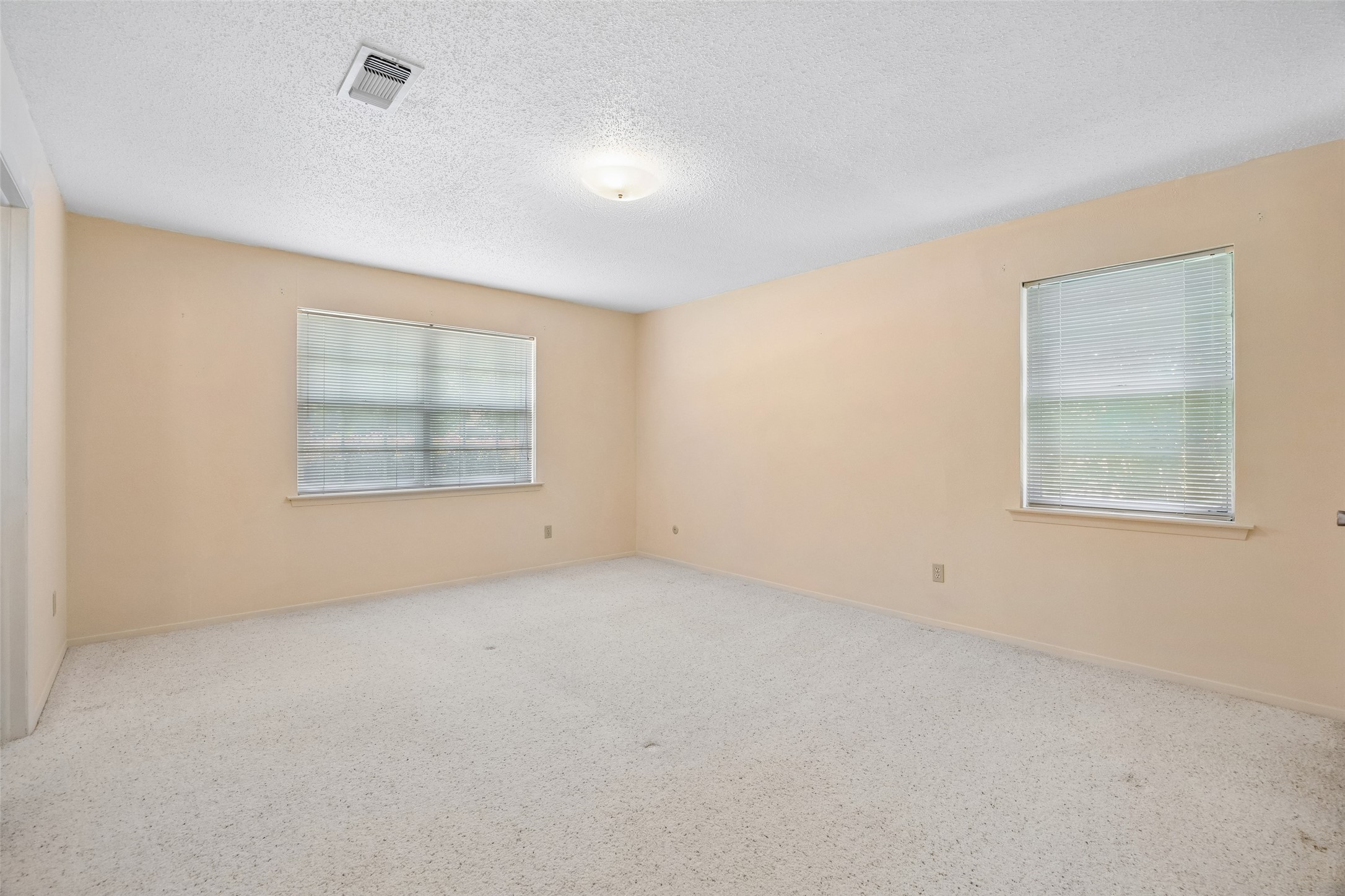 4504 Coffee Road Haltom City TX 76117