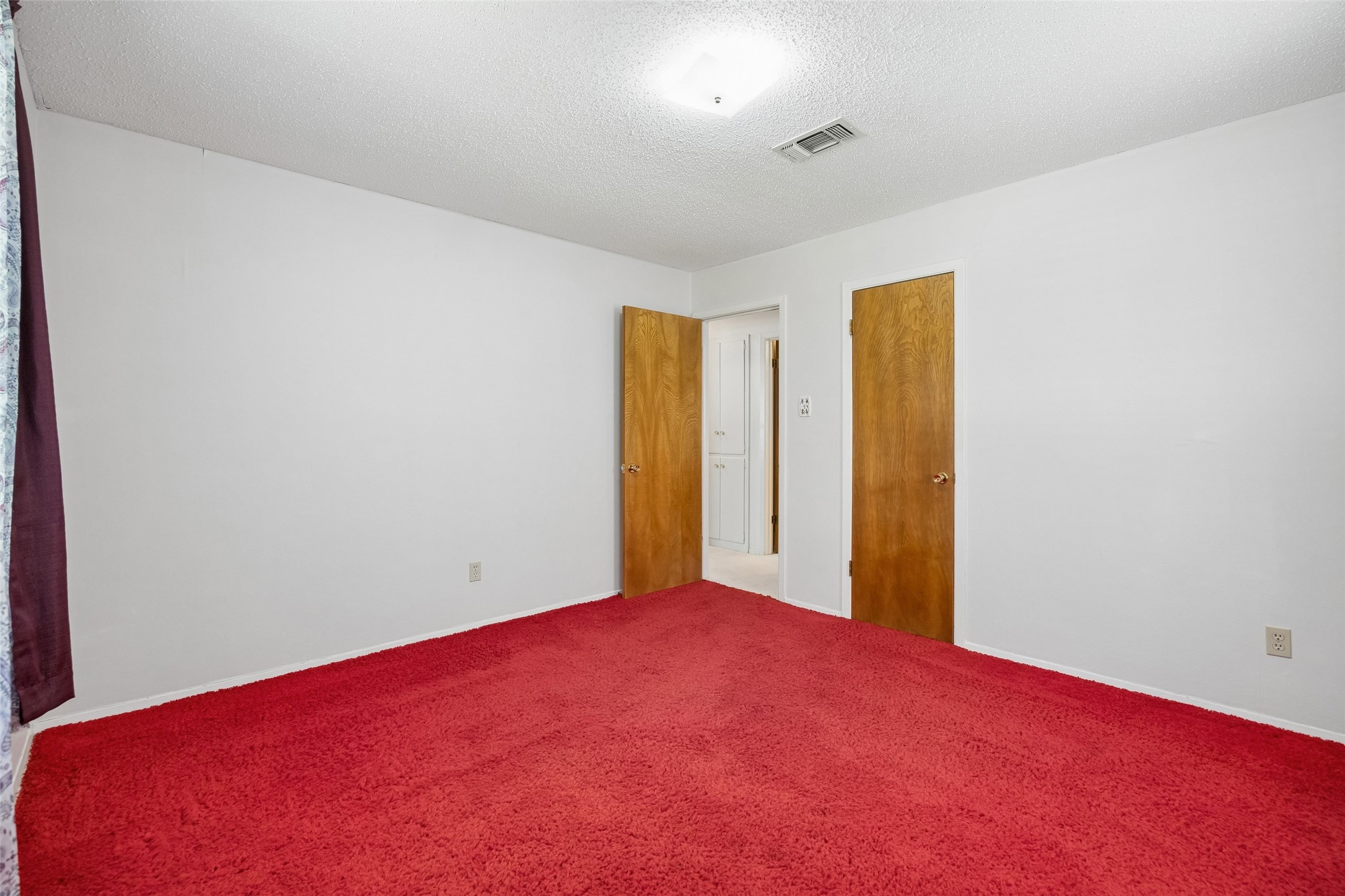 4504 Coffee Road Haltom City TX 76117