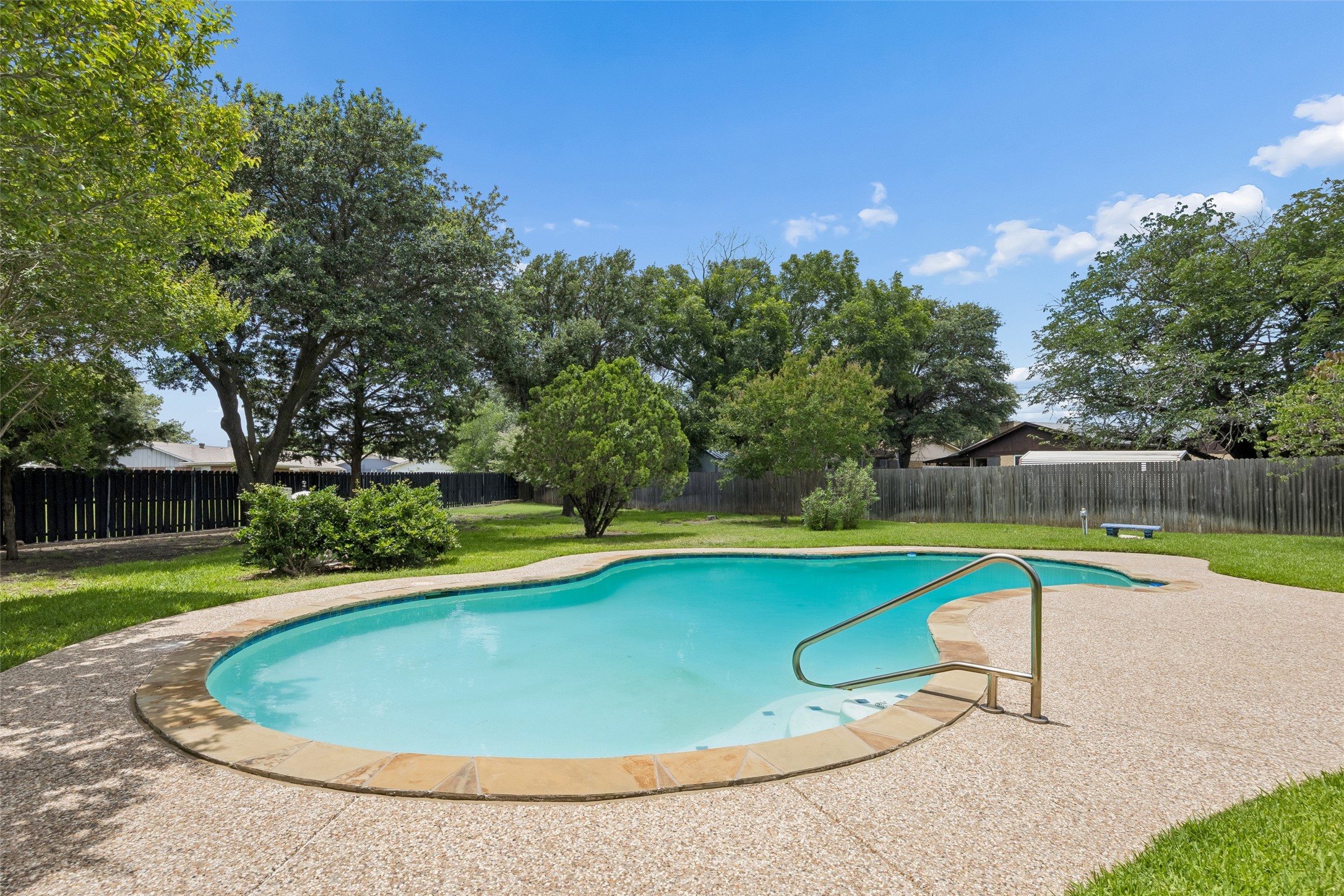 4504 Coffee Road Haltom City TX 76117