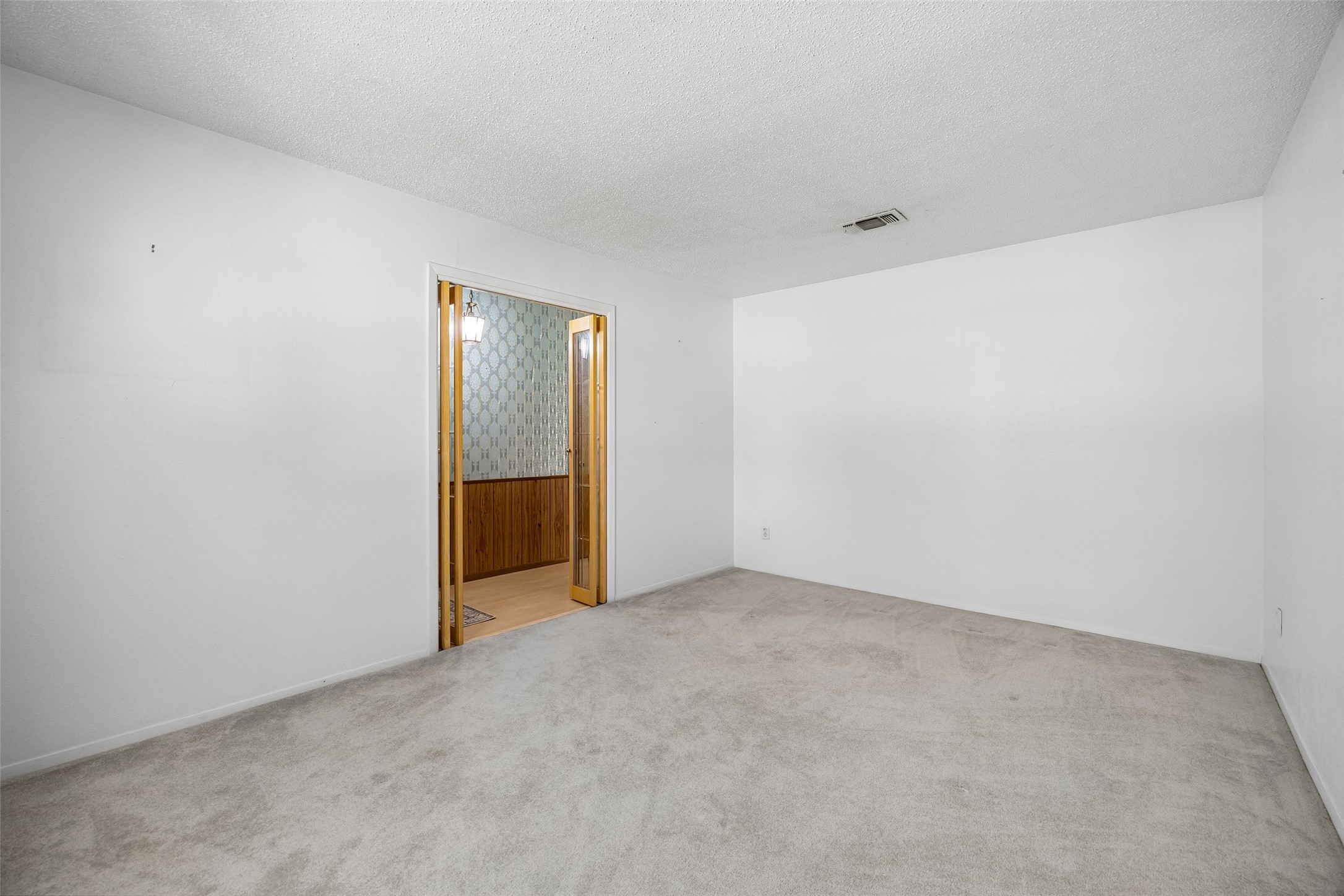 4504 Coffee Road Haltom City TX 76117