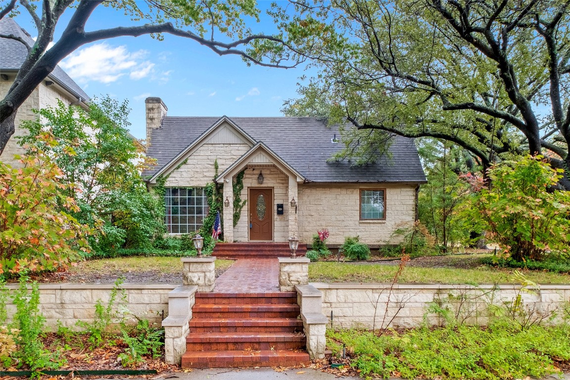 6463 Kenwood Avenue Dallas TX 75214