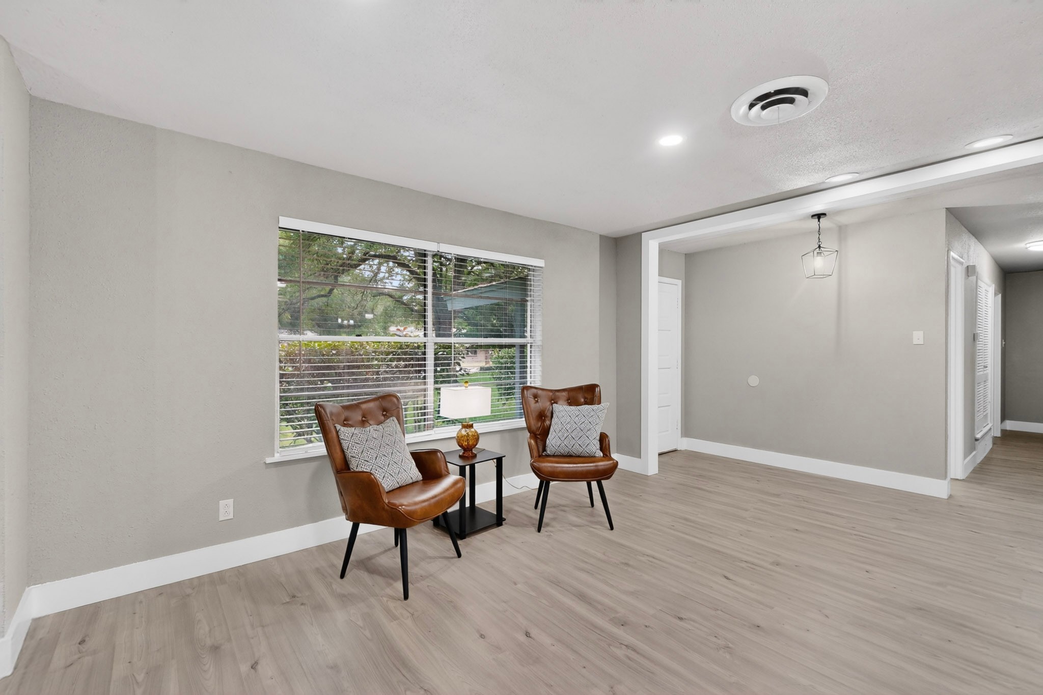 341 Arcadia Street Hurst TX 76053