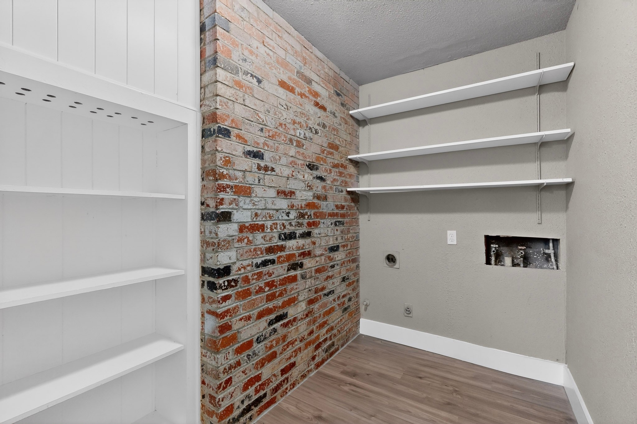 341 Arcadia Street Hurst TX 76053