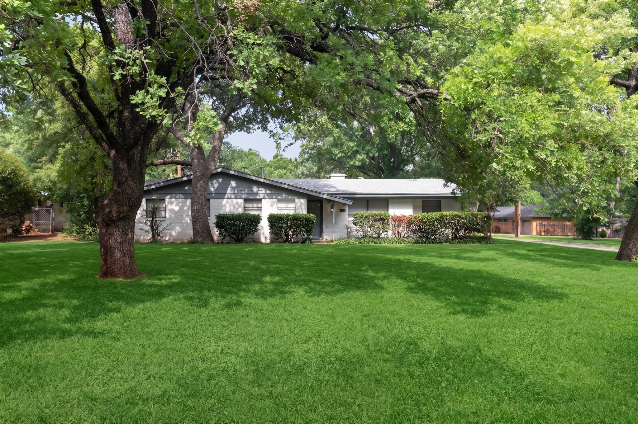 341 Arcadia Street Hurst TX 76053
