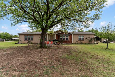 741 Conrad Avenue Albany TX 76430
