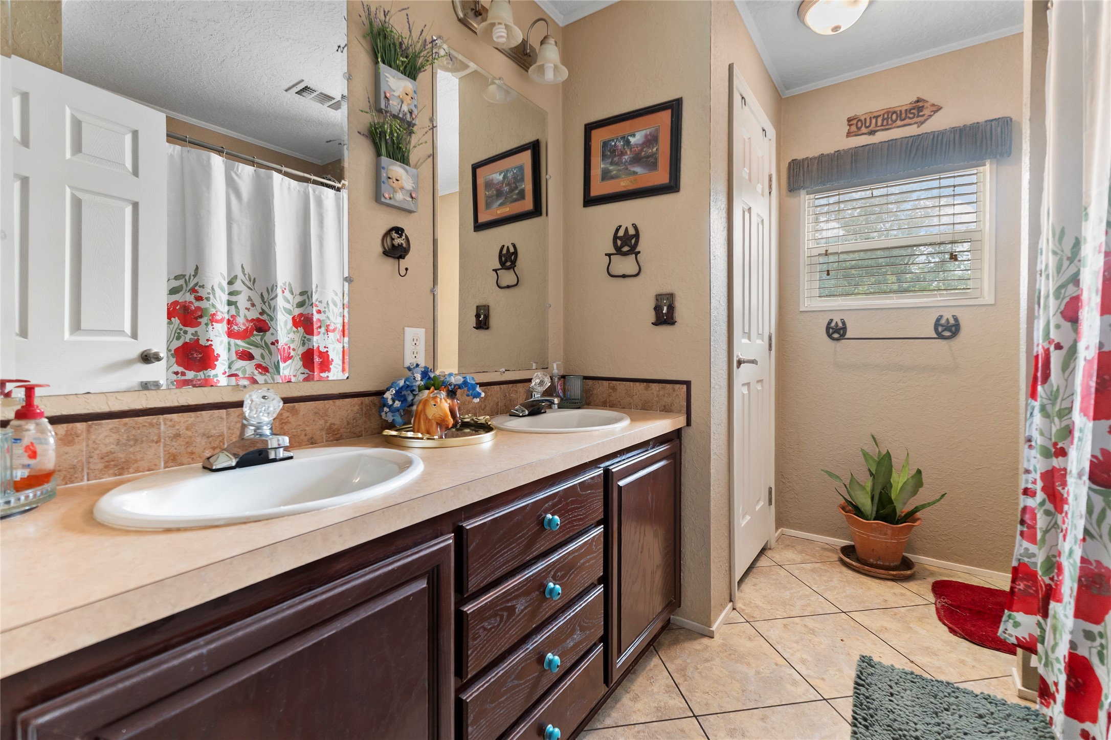 741 Conrad Avenue Albany TX 76430