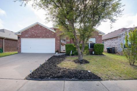 7975 Los Alamitos Lane Fort Worth TX 76140