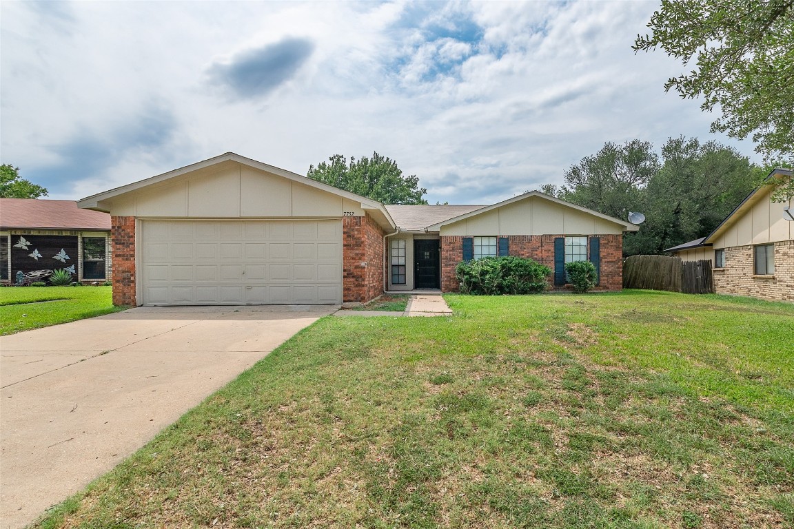 7752 Landmark Ridge Street Fort Worth TX 76133
