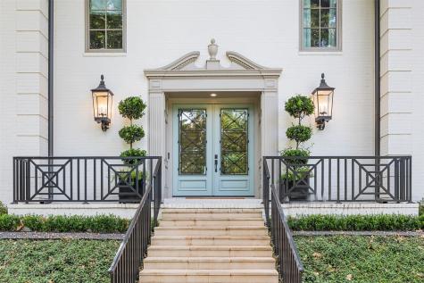 2211 Colonial Parkway Fort Worth TX 76109