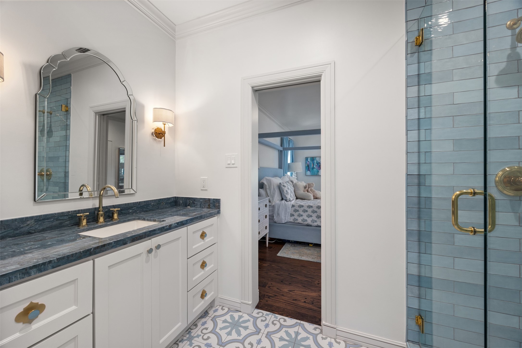 2211 Colonial Parkway Fort Worth TX 76109