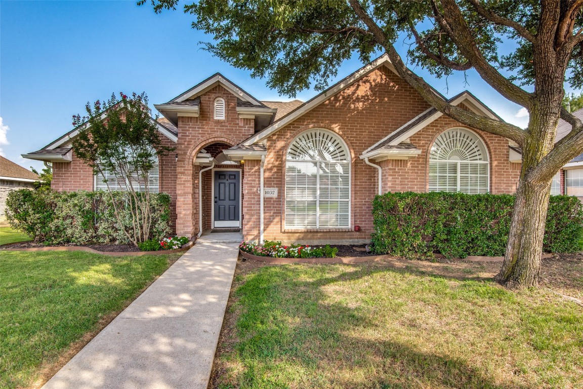 1032 Stanford Lane Lewisville TX 75067