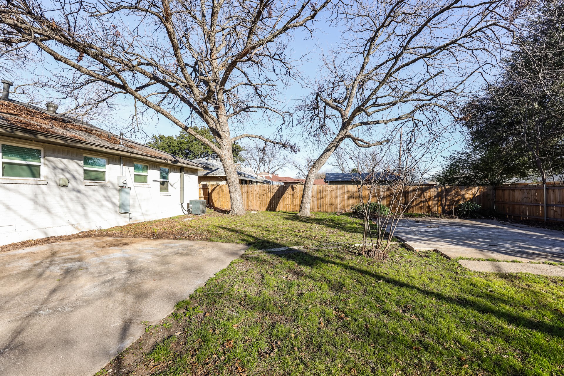 7728 Huttig Avenue Dallas TX 75217