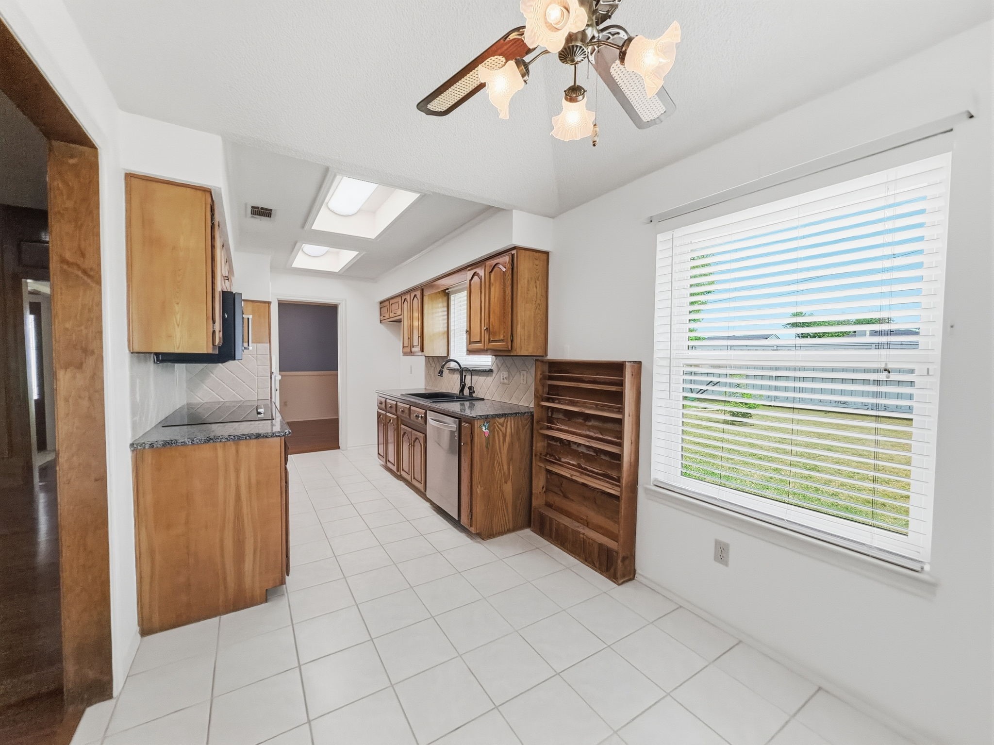 302 Apollo Road Garland TX 75040