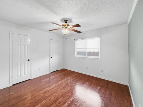 302 Apollo Road Garland TX 75040