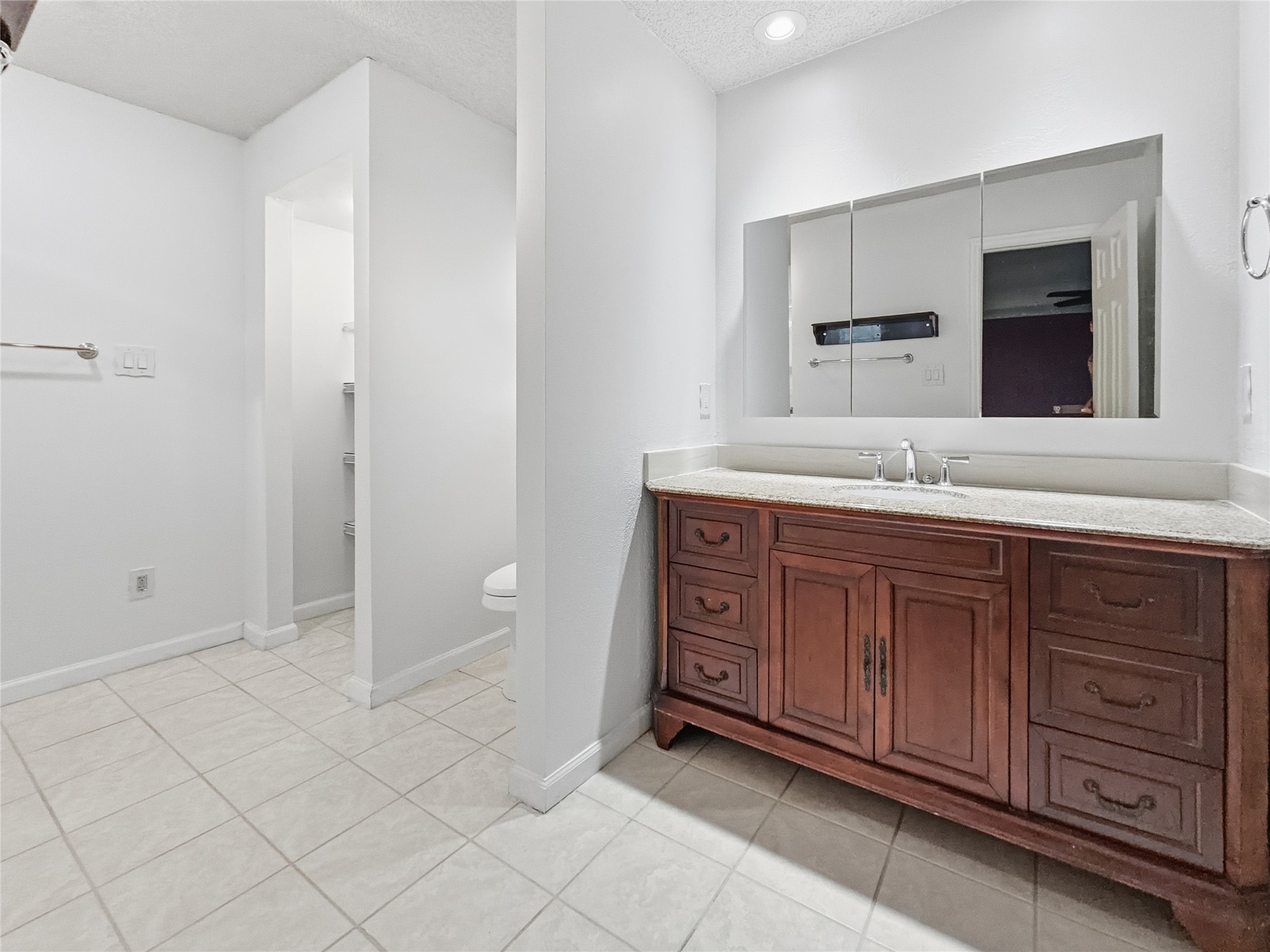 302 Apollo Road Garland TX 75040
