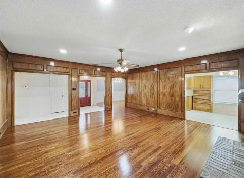 302 Apollo Road Garland TX 75040