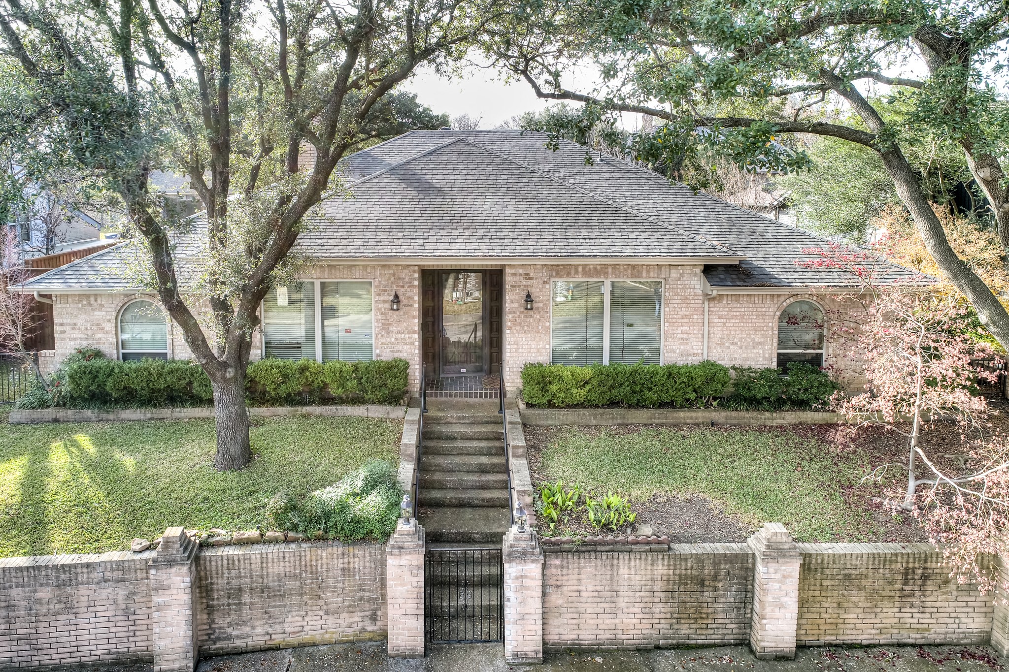 9538 Rocky Branch Drive Dallas TX 75243