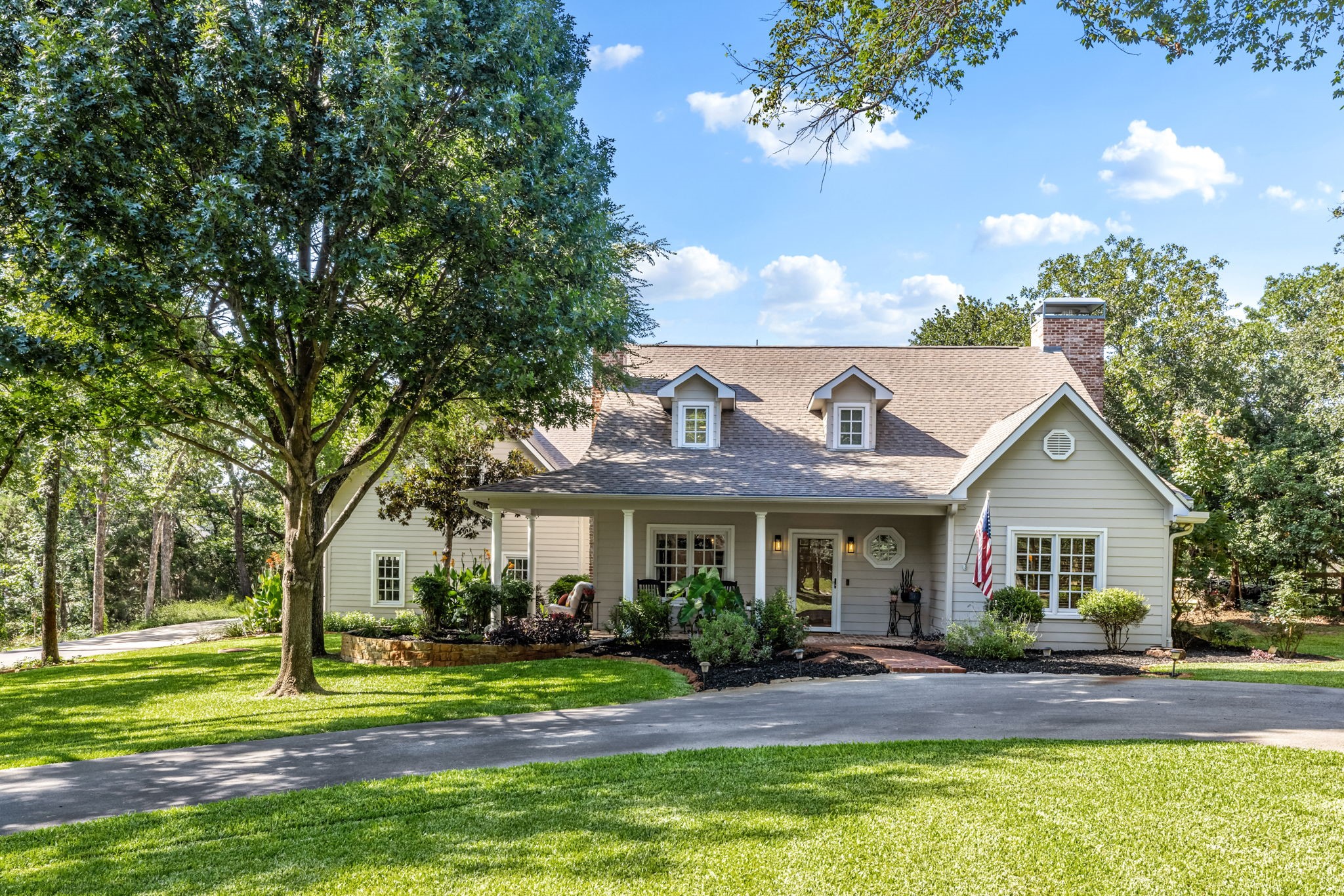 1020 Oak View Drive Oak Point TX 75068