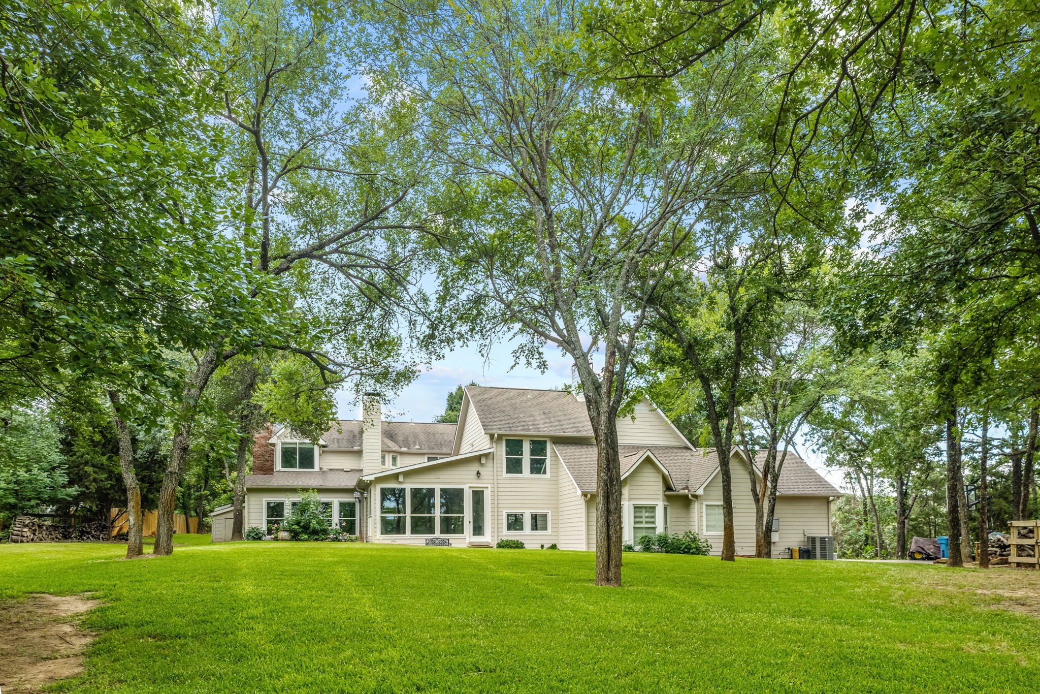 1020 Oak View Drive Oak Point TX 75068