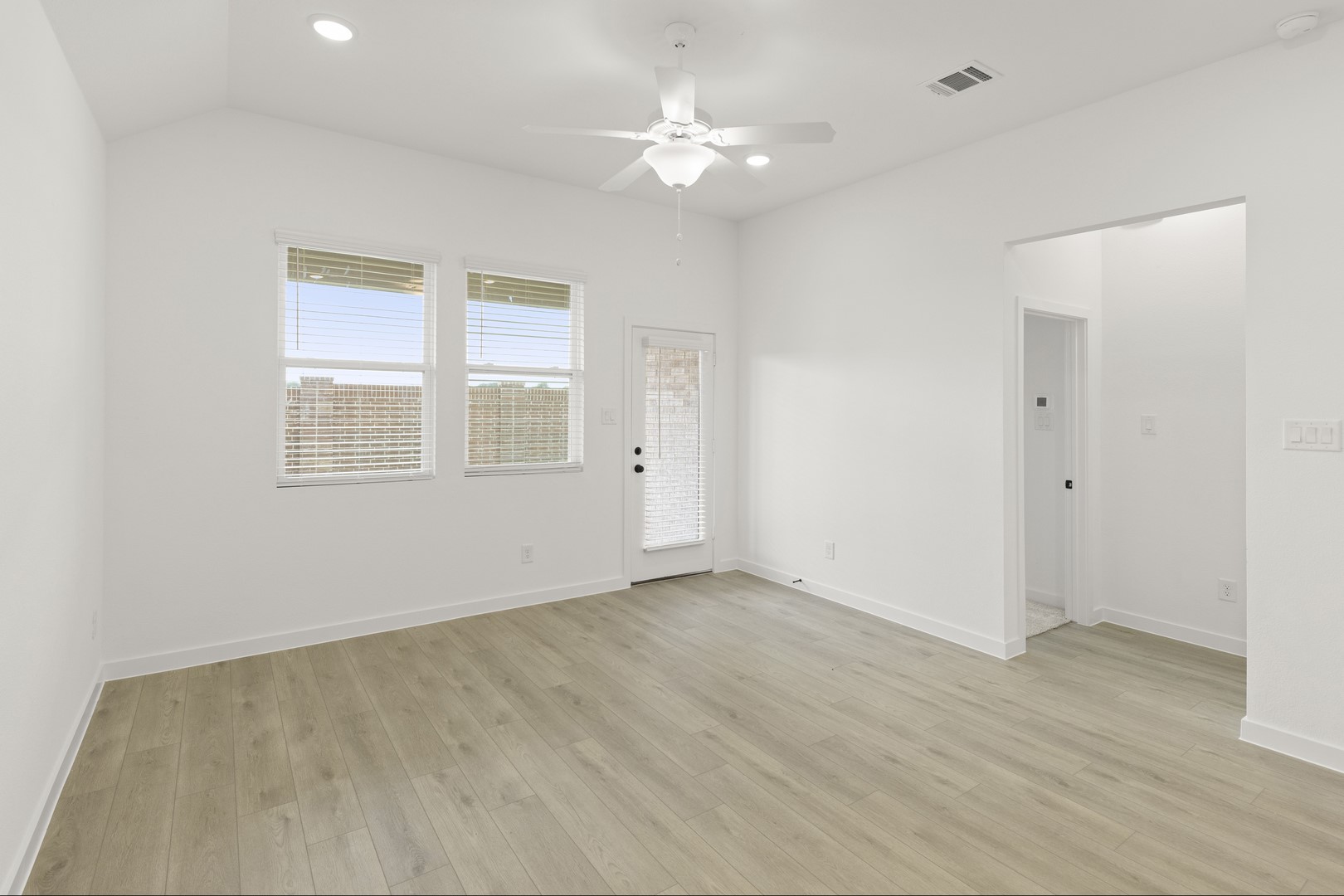 5915 Laurel Lake Lane Pilot Point TX 76258